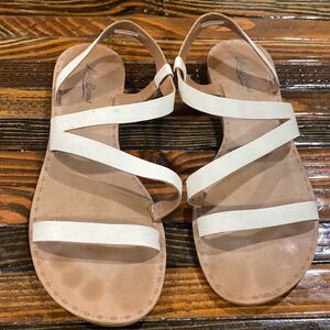 Lucky Brand Strappy Sandals 9.5